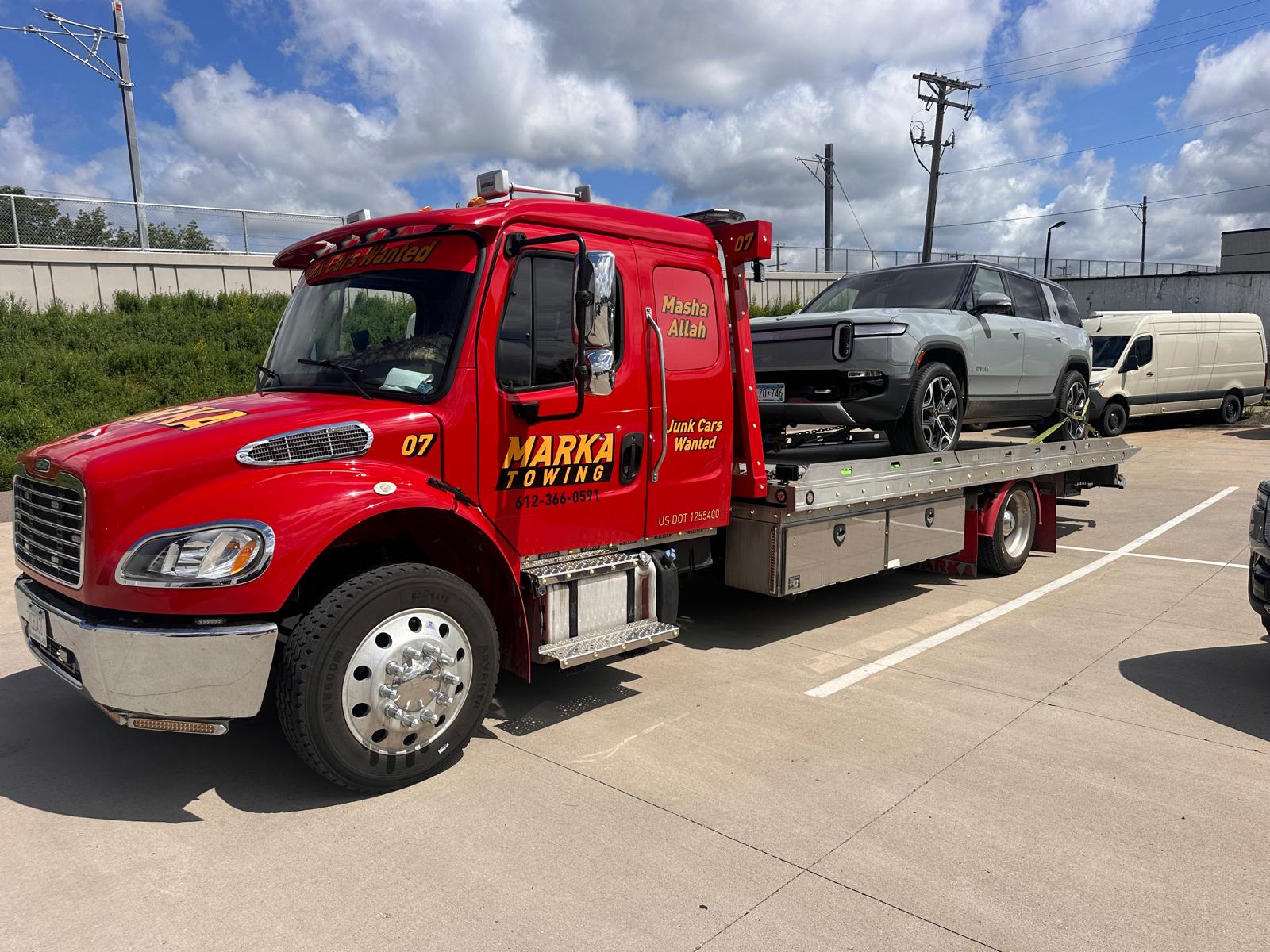 Marka Towing Unit 07 — Red Freightliner Flatbed